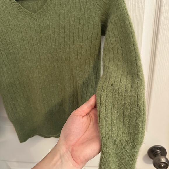 Saks Cashmere Sweater - Picture 5 of 5